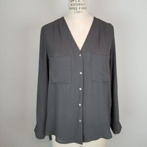 H&M Dark Army Green Button Front Blouse with Pockets Roll Tab Sleeves Size 4